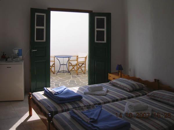 Irene Rooms Folegandros Island Ngoại thất bức ảnh